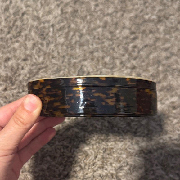 Eye-Shaped Tortoiseshell and Blue Jewelry Box - Picture 3 of 3